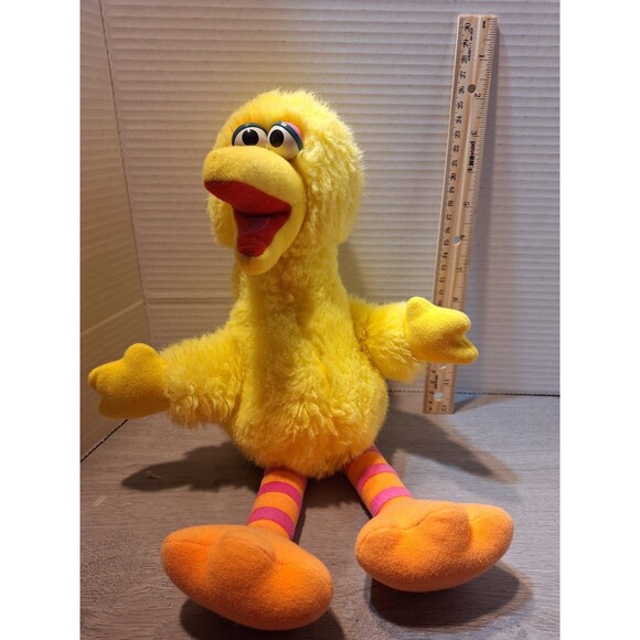 Vintage 1980s Playskool Sesame Street Workshop Big Bird Plush Stuffed Animal - Picture 1 of 5